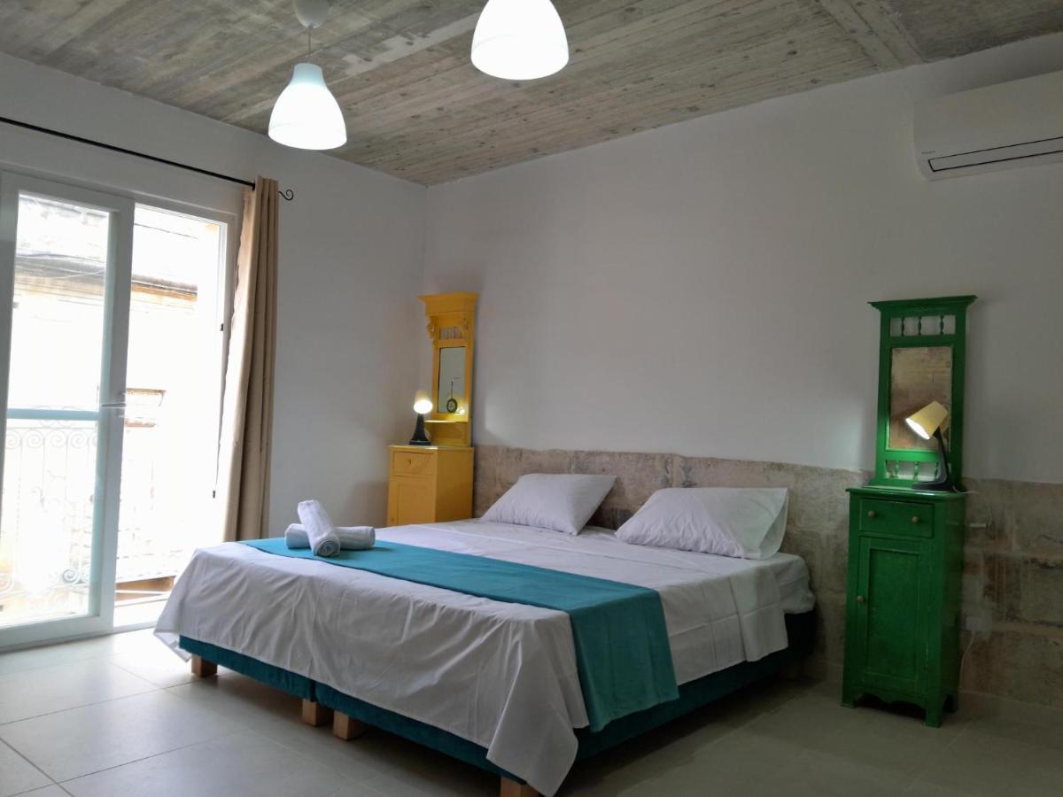סליאמה Limestone Sun Suites מראה חיצוני תמונה